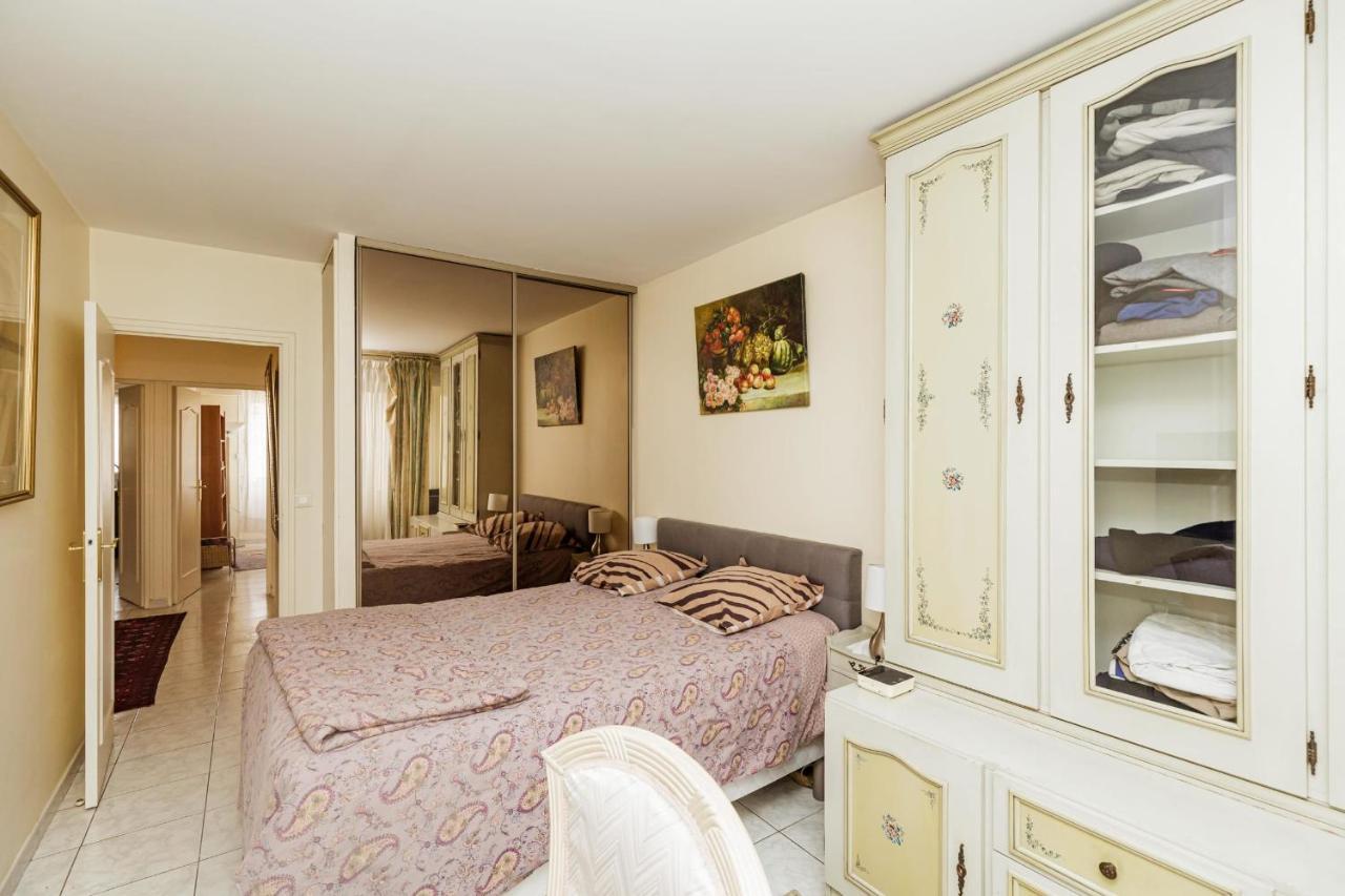 Spacious T3 With View In The Heart Of The City! Charenton-le-Pont Kültér fotó